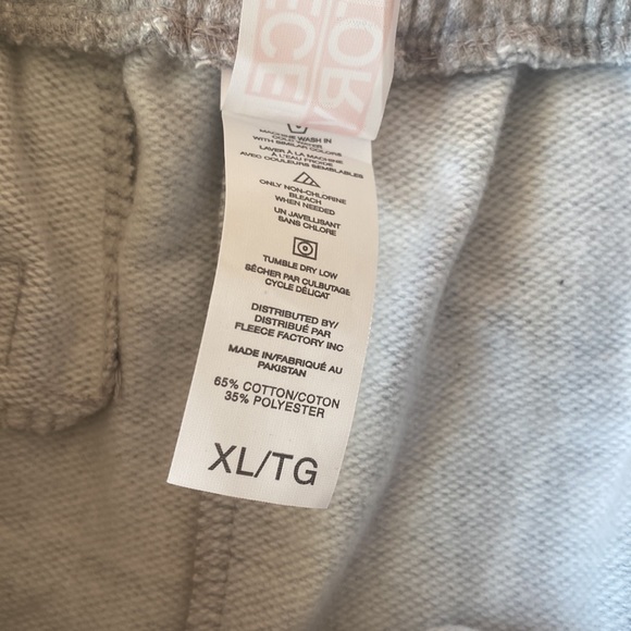 NWT Fleece Factory Shorts - Picture 3 of 3